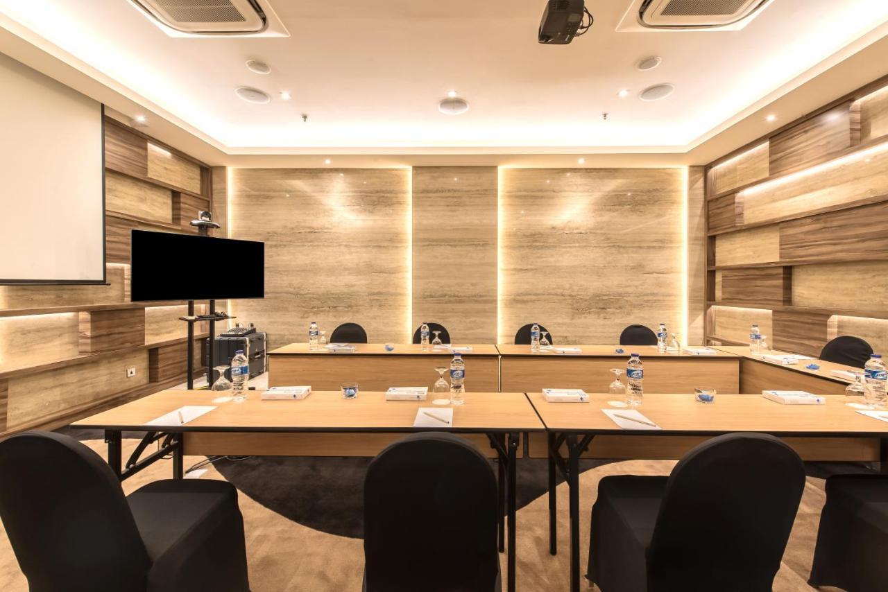 Ashley Wahid Hasyim Jakarta Exteriör bild
